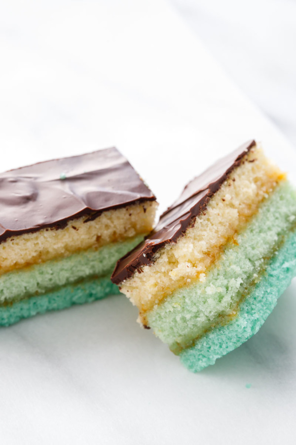 Italian Almond Tricolor Cookie Recipe with a gorgeous turquoise ombre effect