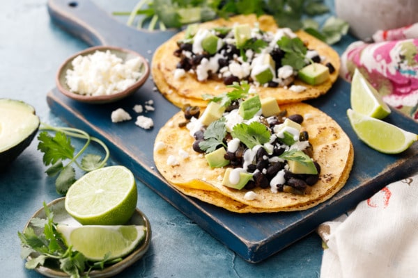 Vegetarian Black Bean Tacos | Love and Olive Oil