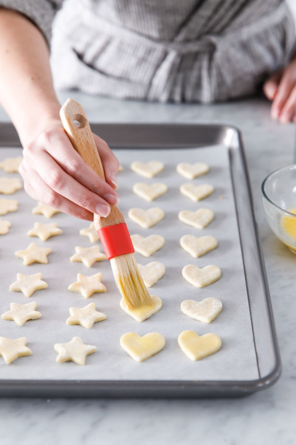 How to Make Pie Crust Crackers