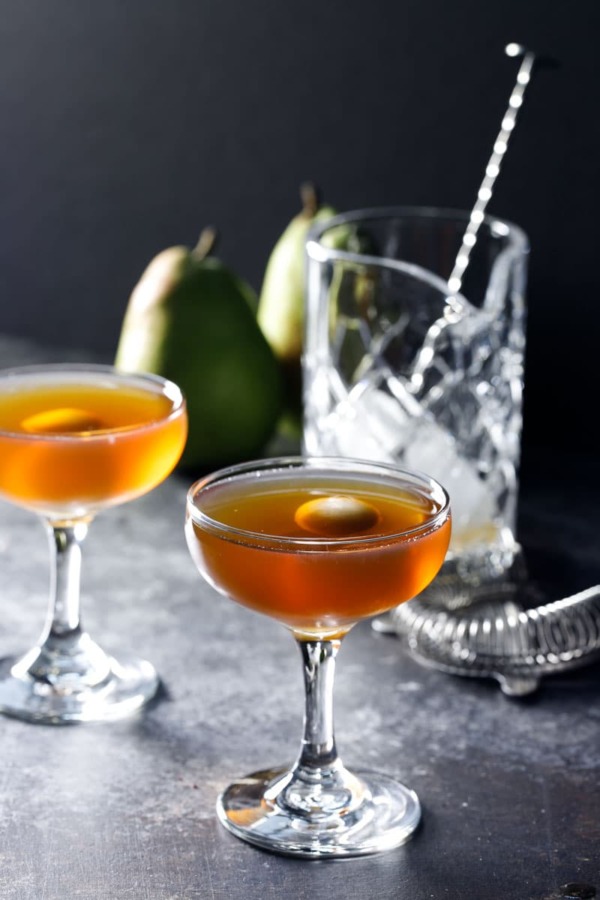 Pear Manhattan Cocktail Recipe