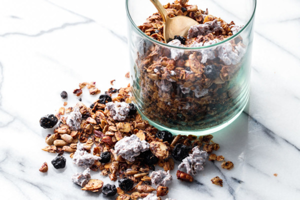 Very Blueberry Granola with Yogurt Clusters