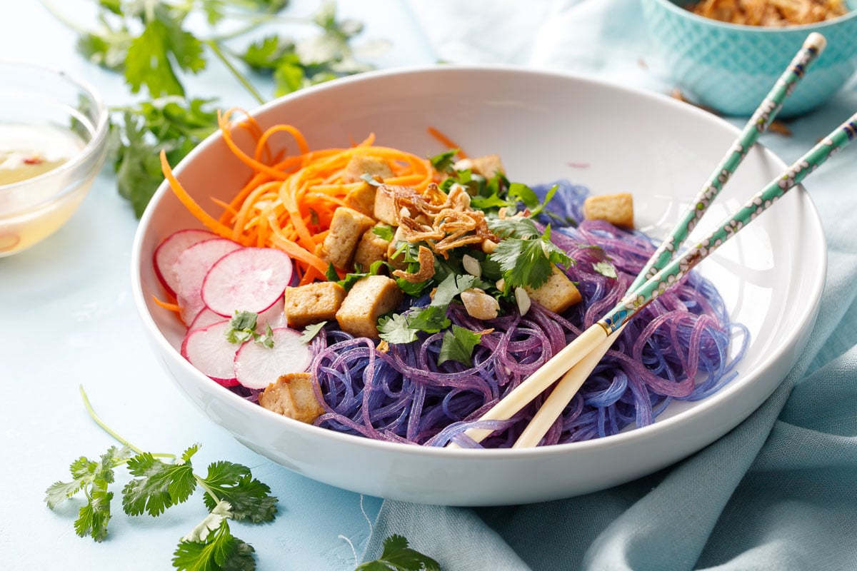 Magic Cellophane Noodle Bowls