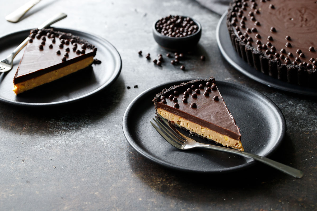 Crunchy Peanut Butter and Chocolate Tart