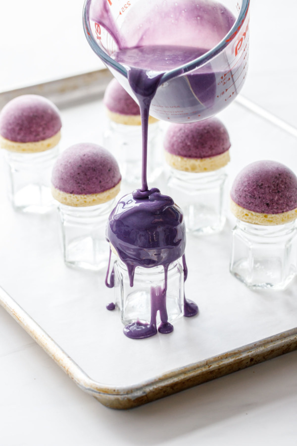 How to make a mirror glaze for mini blueberry mousse cakes