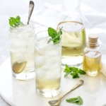 How to make tea from fresh mint (serve hot or iced!)