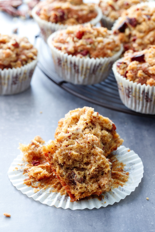 Banana Nut Muffin Recipe with Streusel Topping