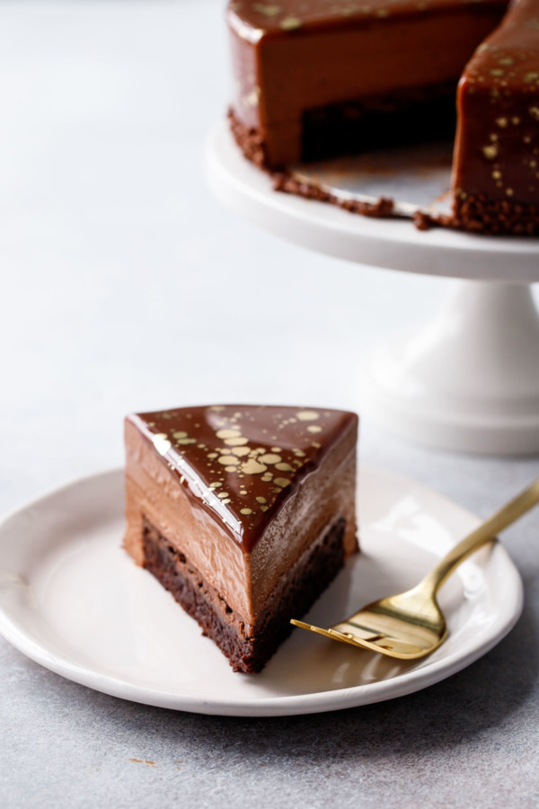 Nutella Brownie Mousse Cake with Milk Chocolate Mirror Glaze Recipe