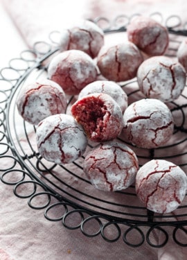 Raspberry Amaretti Cookies