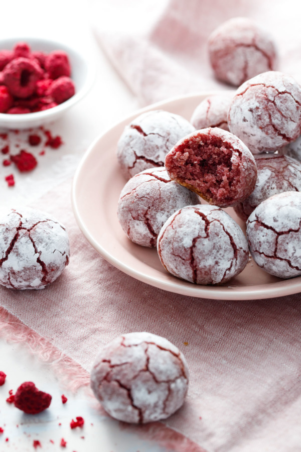 Here's a fun flavor variation on your favorite soft Amaretti cookies, now with raspberry!