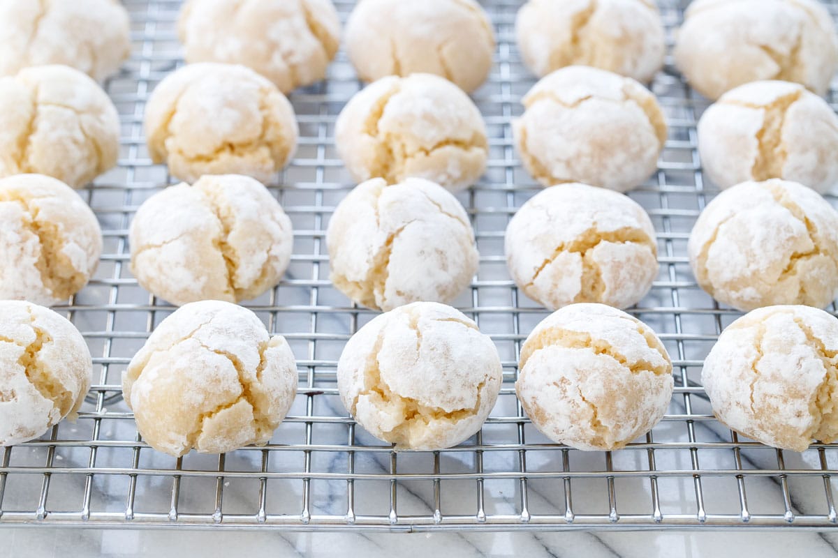 Soft Amaretti Cookies