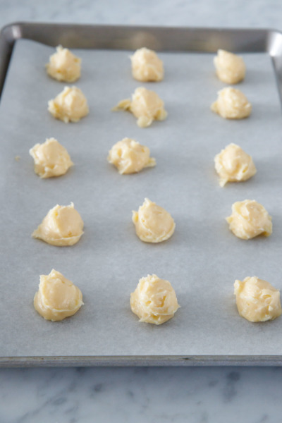 How to make homemade Gougères (cheese puffs): before baking.