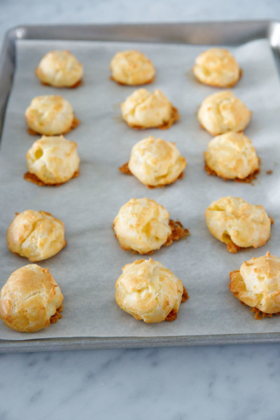 How to make homemade Gougères (cheese puffs): after baking! Just look at that toasted cheese goodness!