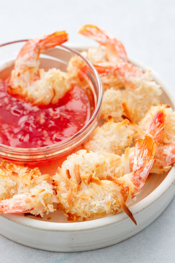Delicious Baked Coconut Shrimp, serve with sweet chili dipping sauce