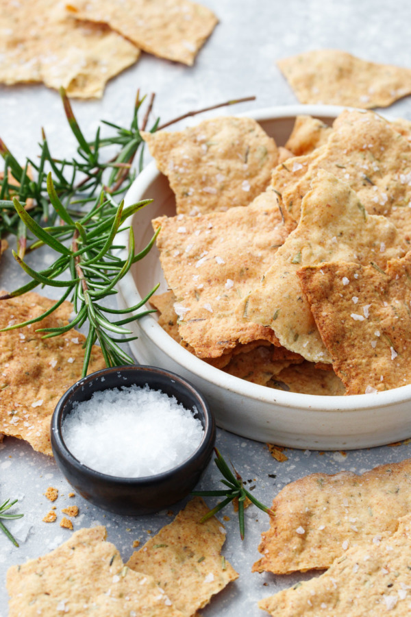 How to make olive oil crackers with sourdough discard