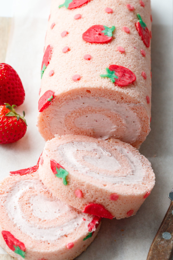 Close up shot of the cake roll slices and filling texture.