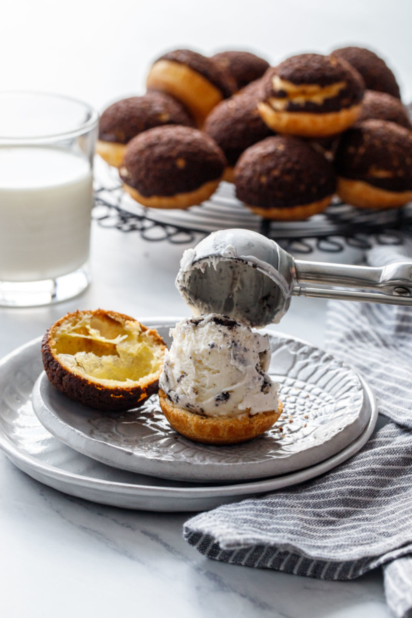 Cookies 'n Cream Puff Ice Cream Sandwiches