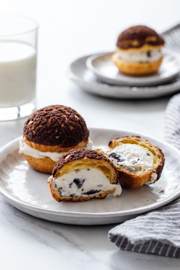 Cookies 'n Cream Puff Ice Cream Sandwiches