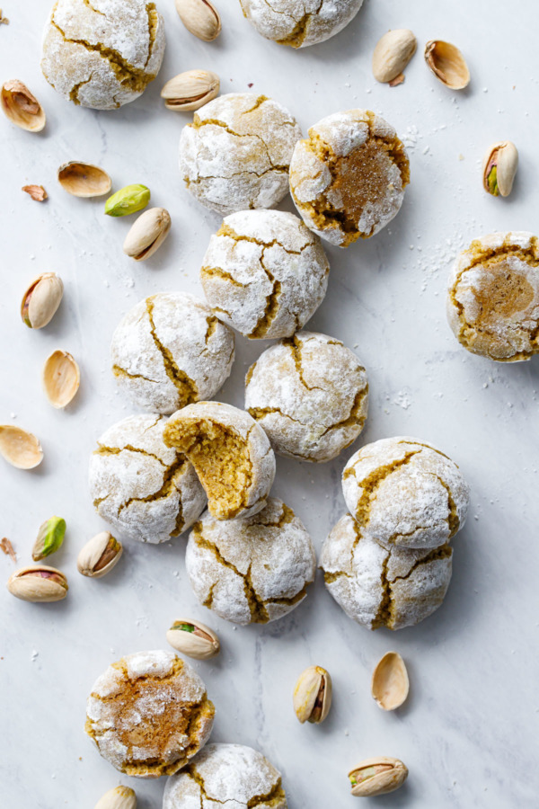 Pistachio Amaretti Cookies