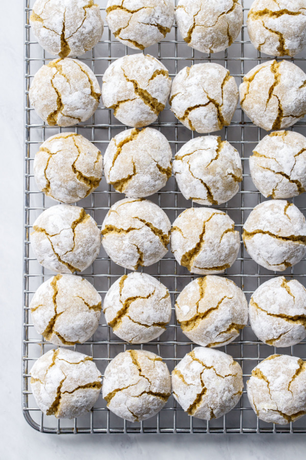 Soft Pistachio Amaretti Cookie Recipe