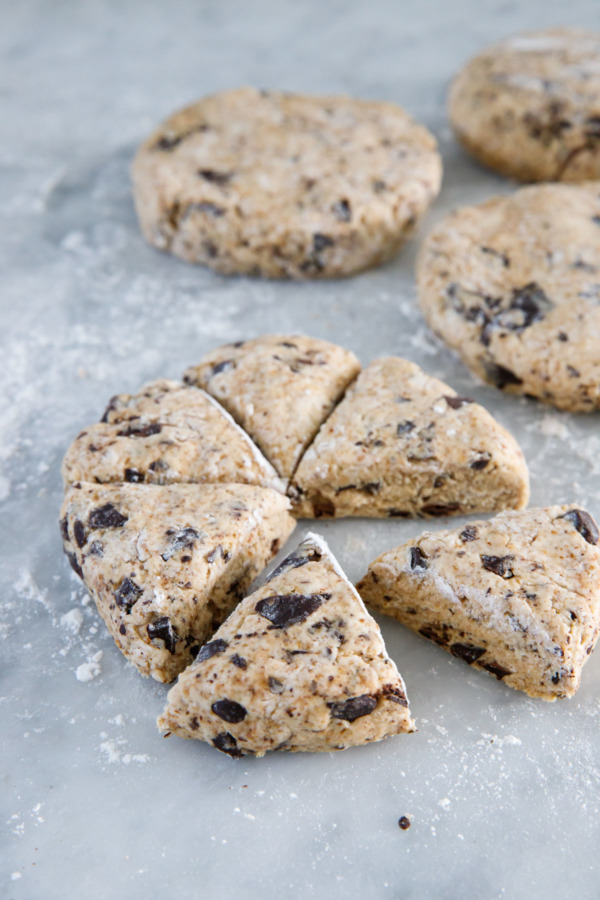 How to make cream scones with espresso powder and chocolate chunks