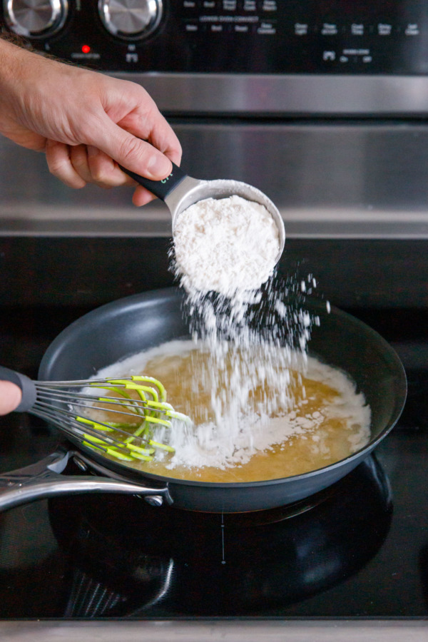 Making a blonde roux for homemade turkey gravy