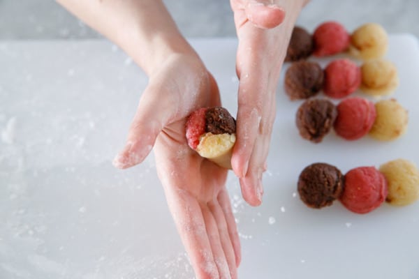 How to marble three colors of dough to make Neapolitan Amaretti Cookies