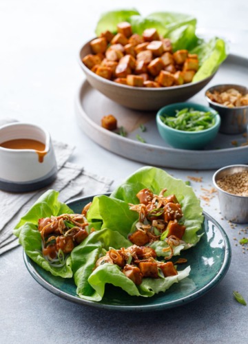 Baked Tofu Lettuce Wraps with Spicy Peanut Sauce