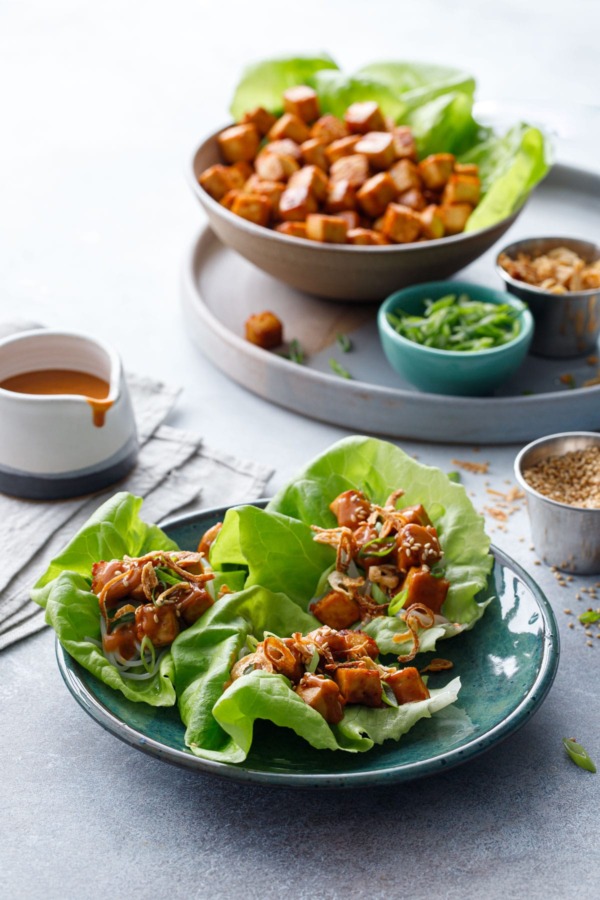 Baked Tofu Lettuce Wraps with Spicy Peanut Sauce