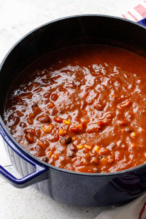 Blue dutch oven with Vegetarian Pumpkin & Three-Bean Chili