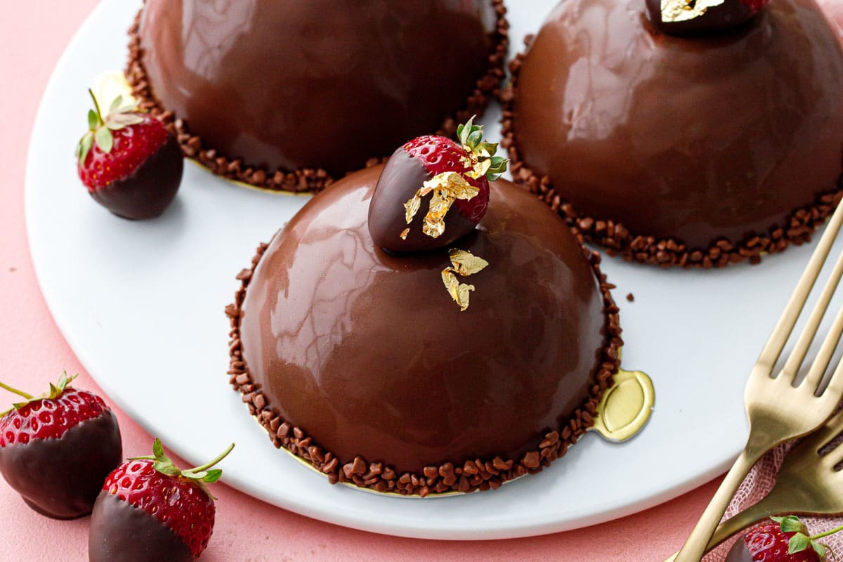 Chocolate Covered Strawberry Mousse Cakes