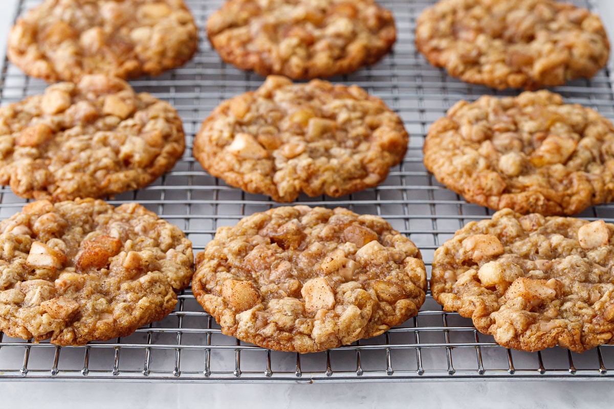 Toffee Apple Oatmeal Cookies