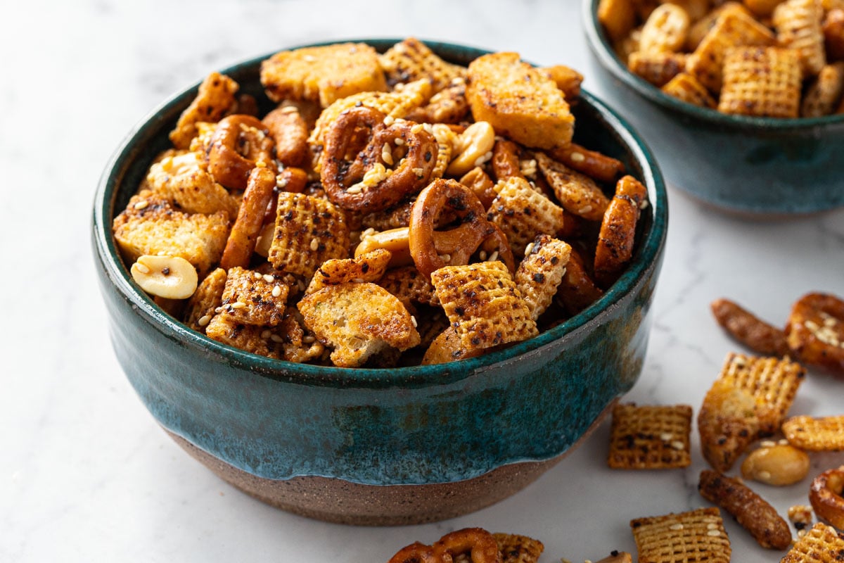 Sweet & Spicy Sesame Snack Mix