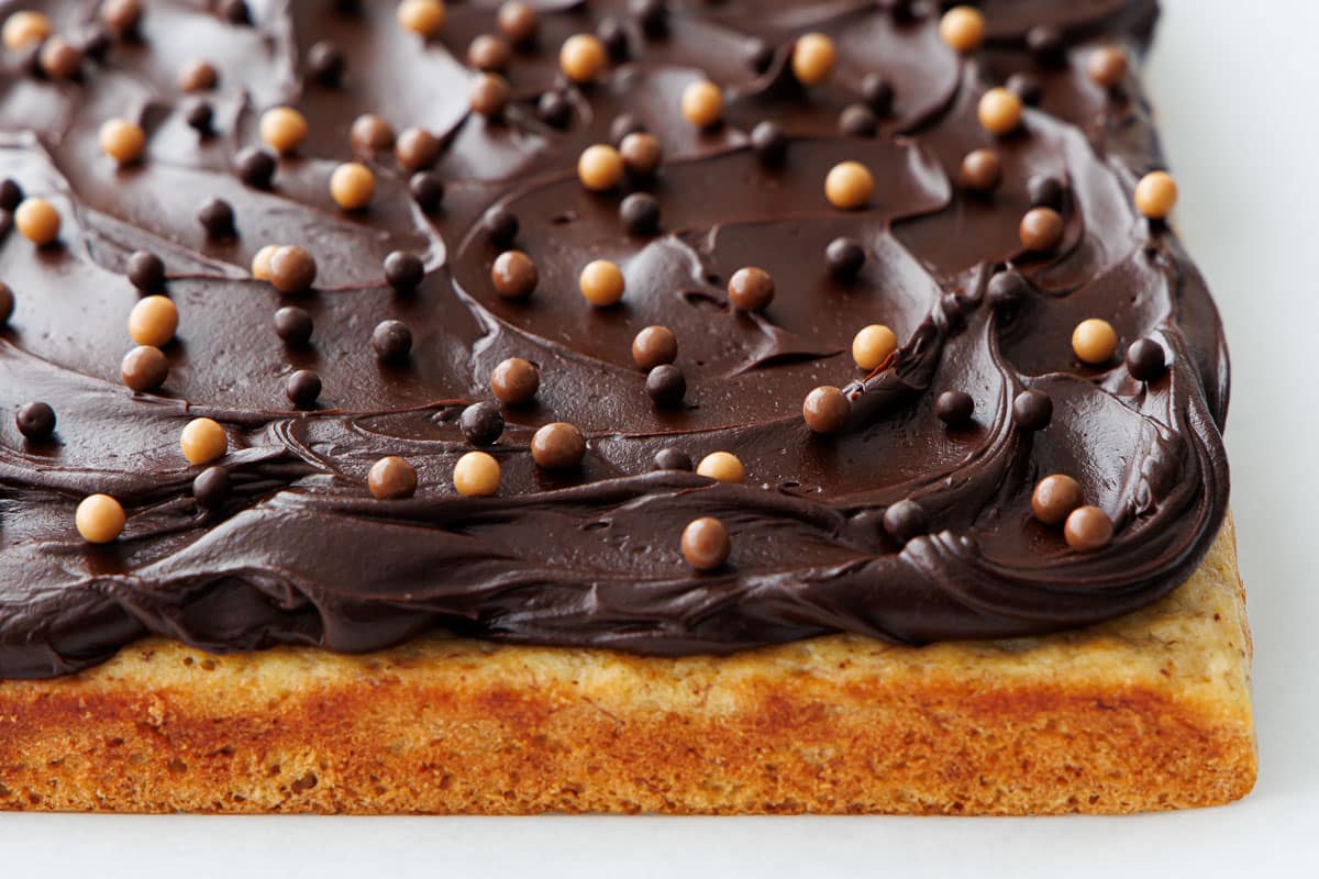 Brown Butter Banana Cake with Chocolate Fudge Frosting