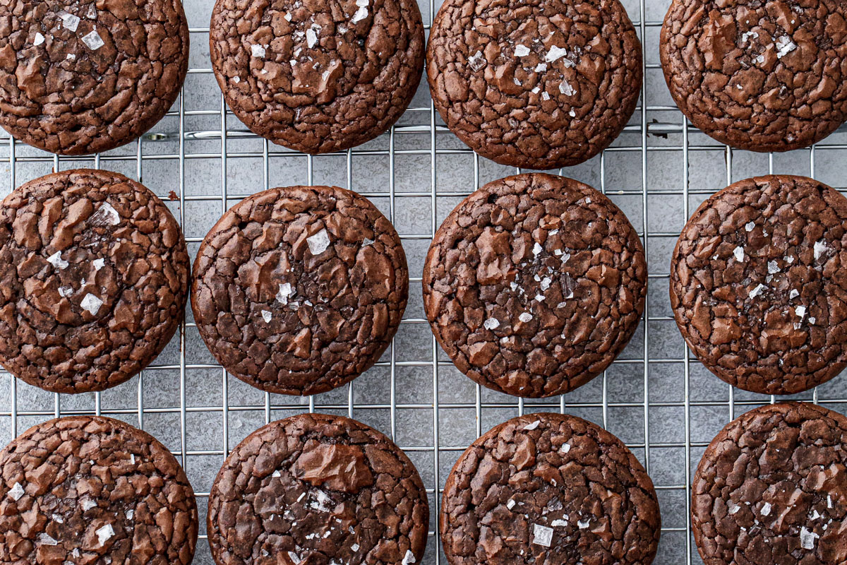 Chewy Crinkle-Top Brownie Cookies